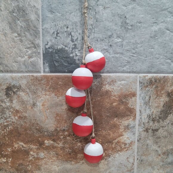 5 Wood Bobbers On Jute Rope Distressed Red & White Fish Net Floats Decor - Picture 3 of 7